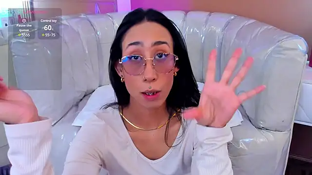 Stripchat Sex Cam for GabyPetit