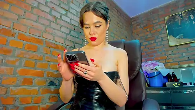 Stripchat Sex Cam for MistressMilana