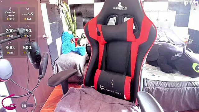 Stripchat Sex Cam for Ursula_fire