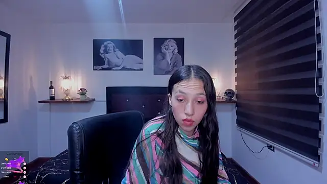 Stripchat Sex Cam for Valeria_roussi
