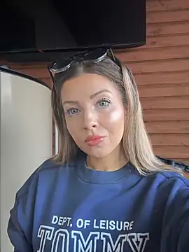 Stripchat Sex Cam for S0nyaD
