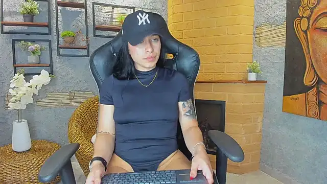 Stripchat Sex Cam for EileenGray1
