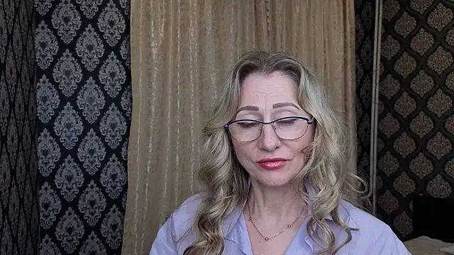 Stripchat Sex Cam for Habibi_Honeyy