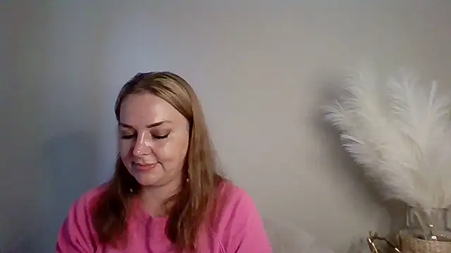 Stripchat Sex Cam for Eshavira