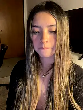 Stripchat Sex Cam for Amy_Littt