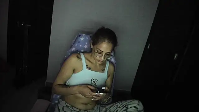 Stripchat Sex Cam for dasly_mory
