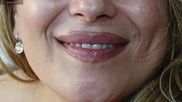 Stripchat Sex Cam for TanyaJade888