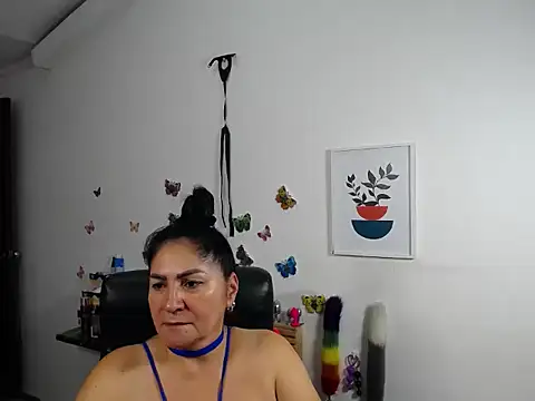 Stripchat Sex Cam for mature_bigboobs10