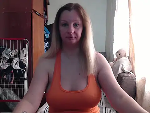 Stripchat Sex Cam for BustyBlond