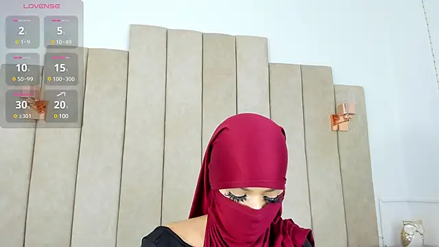 Stripchat Sex Cam for thamiina_