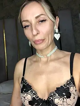 Stripchat Sex Cam for Diamond_Bunny_