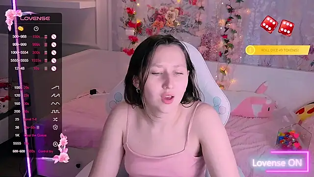Stripchat Sex Cam for Kira_Dailys