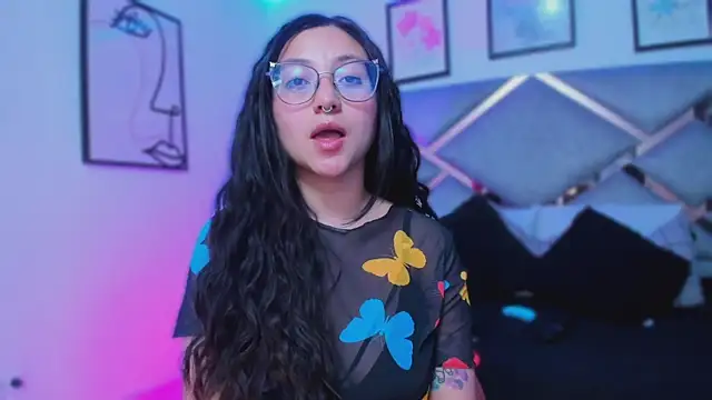 Stripchat Sex Cam for lucy_neil