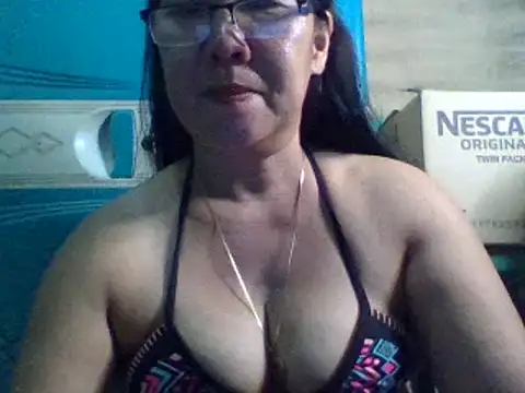 Stripchat Sex Cam for mommasexy29