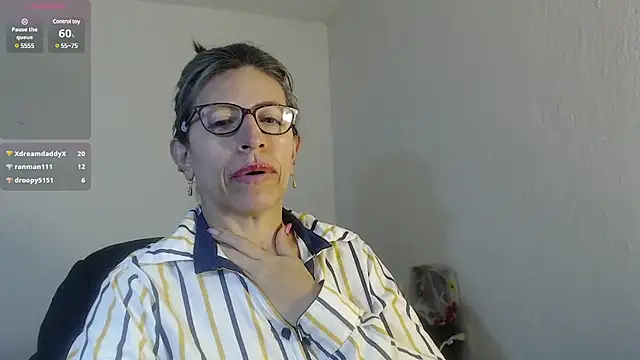 Stripchat Sex Cam for Chayla_Ruiz