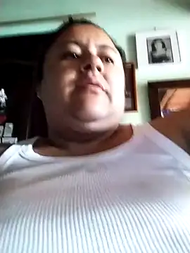 Stripchat Sex Cam for Monseratte21