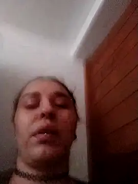 Stripchat Sex Cam for Queenyyy